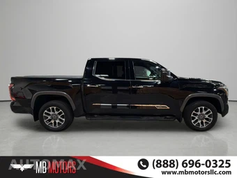 2022 Toyota Tundra Hybrid 1794 Edition Crew Cab Short Bed - miniatura 5