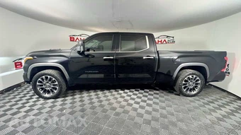 2022 Toyota Tundra Hybrid Limited Crew Cab Medium Bed - miniatura 4