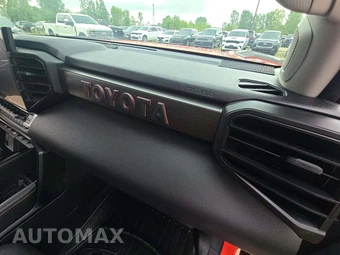 2022 Toyota Tundra Hybrid Limited Crew Cab Short Bed - miniatura 16