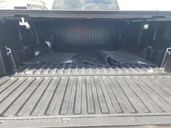 2022 Toyota Tundra Hybrid Platinum Crew Cab Short Bed - miniatura 16