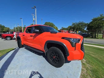 2022 Toyota Tundra Hybrid TRD Pro Crew Cab Short Bed - miniatura 4
