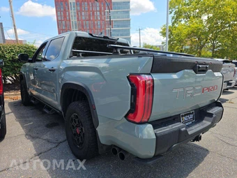 2022 Toyota Tundra Hybrid TRD Pro Crew Cab Short Bed - miniatura 2