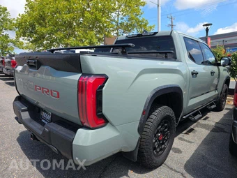 2022 Toyota Tundra Hybrid TRD Pro Crew Cab Short Bed - miniatura 3