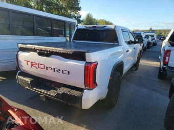 2022 Toyota Tundra Hybrid TRD Pro Crew Cab Short Bed - miniatura 4
