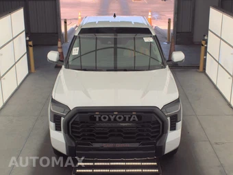 2022 Toyota Tundra Limited Crew Cab Medium Bed - miniatura 2