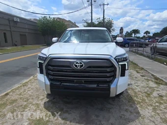 2022 Toyota Tundra Limited Extended Cab Medium Bed - miniatura 2