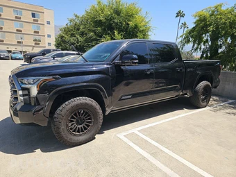 2022 Toyota Tundra Platinum Crew Cab Medium Bed