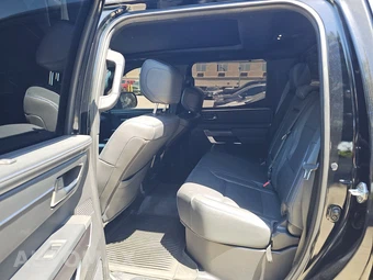 2022 Toyota Tundra Platinum Crew Cab Medium Bed - miniatura 13