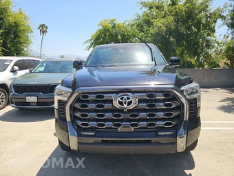 2022 Toyota Tundra Platinum Crew Cab Medium Bed - miniatura 2