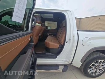 2022 Toyota Tundra Platinum Crew Cab Short Bed - miniatura 10
