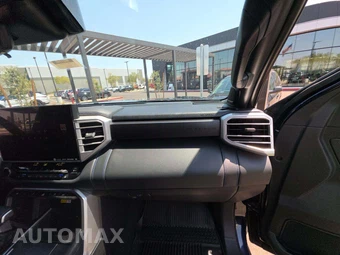 2022 Toyota Tundra Platinum Crew Cab Short Bed - miniatura 19