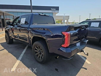 2022 Toyota Tundra Platinum Crew Cab Short Bed - miniatura 2