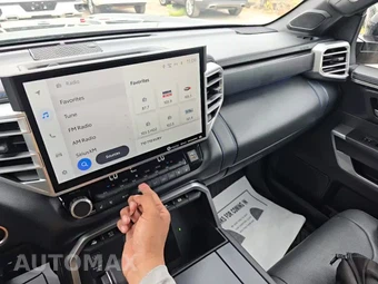 2022 Toyota Tundra Platinum Crew Cab Short Bed - miniatura 29