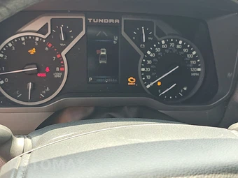 2022 Toyota Tundra SR5 Crew Cab Medium Bed - miniatura 12