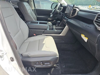 2022 Toyota Tundra SR5 Crew Cab Medium Bed - miniatura 8