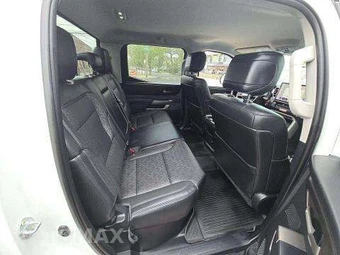 2022 Toyota Tundra SR5 Crew Cab Medium Bed - miniatura 16