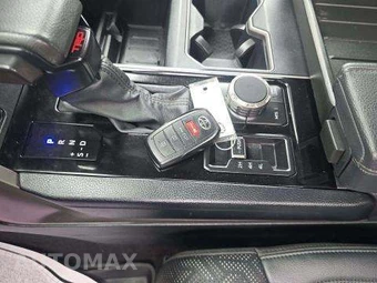 2022 Toyota Tundra SR5 Crew Cab Medium Bed - miniatura 8