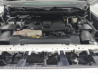 2022 Toyota Tundra SR5 Crew Cab Short Bed - miniatura 15