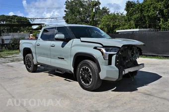 2022 Toyota Tundra SR5 Crew Cab Short Bed - car from the USA, Manheim Buy-Now listing at AUTOMAX