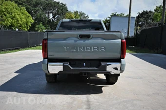 2022 Toyota Tundra SR5 Crew Cab Short Bed - miniatura 4