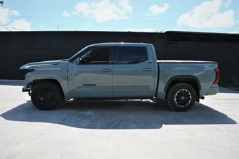 2022 Toyota Tundra SR5 Crew Cab Short Bed - miniatura 6