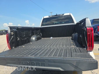 2022 Toyota Tundra SR5 Crew Cab Short Bed - miniatura 16