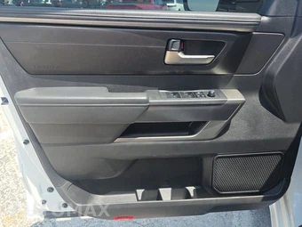 2022 Toyota Tundra SR5 Crew Cab Short Bed - miniatura 9