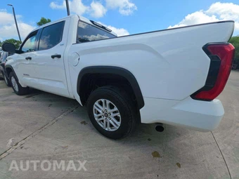 2022 Toyota Tundra SR5 Crew Cab Short Bed - miniatura 2