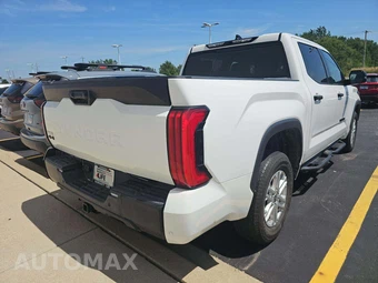 2022 Toyota Tundra SR5 Crew Cab Short Bed - miniatura 3