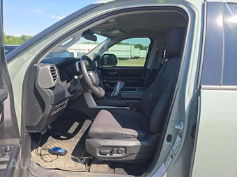 2022 Toyota Tundra SR5 Crew Cab Short Bed - miniatura 3