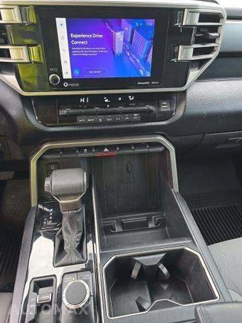 2022 Toyota Tundra SR5 Extended Cab Medium Bed - miniatura 10