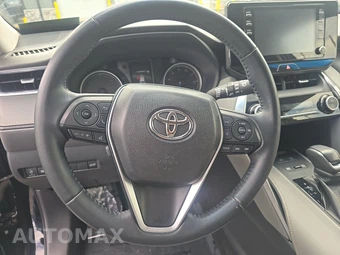 2022 Toyota Venza LE - miniatura 10