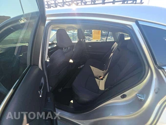 2022 Toyota Venza LE – miniatura 10