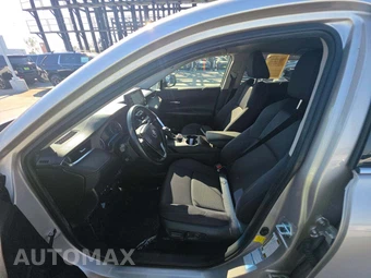 2022 Toyota Venza LE – miniatura 3