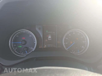 2022 Toyota Venza LE – miniatura 6
