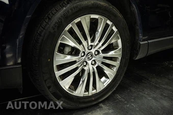 2022 Toyota Venza XLE - miniatura 3