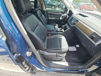 2022 Volkswagen Atlas 2.0T SE - miniatura 8
