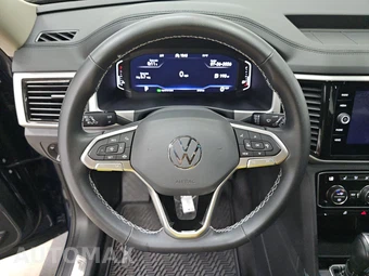 2022 Volkswagen Atlas 2.0T SE w/Technology - miniatura 10