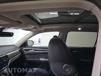 2022 Volkswagen Atlas 2.0T SE w/Technology - miniatura 18