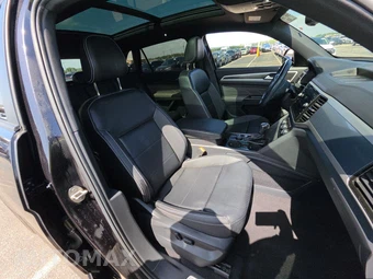 2022 Volkswagen Atlas Cross Sport 2.0T SEL R-Line Black - miniatura 8