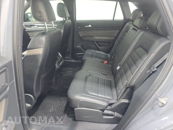 2022 Volkswagen Atlas Cross Sport Execline R-Line - miniatura 13