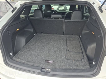 2022 Volkswagen Atlas Cross Sport V6 SE w/Technology - miniatura 16