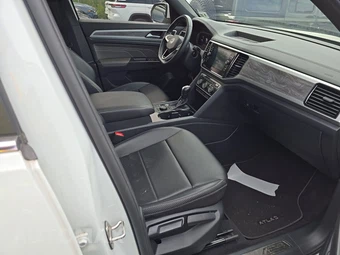 2022 Volkswagen Atlas Cross Sport V6 SE w/Technology - miniatura 8