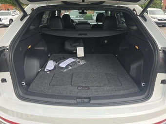 2022 Volkswagen Atlas Cross Sport V6 SEL Premium R-Line - miniatura 11