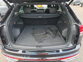 2022 Volkswagen Atlas Cross Sport V6 SEL R-Line - miniatura 16
