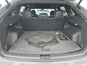 2022 Volkswagen Atlas Cross Sport V6 SEL R-Line - miniatura 16