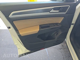 2022 Volkswagen Atlas Cross Sport V6 SEL R-Line - miniatura 9