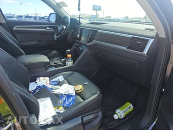 2022 Volkswagen Atlas V6 SE w/Technology - miniatura 8