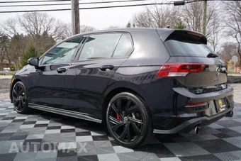 2022 Volkswagen Golf GTI SE - miniatura 10