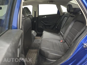 2022 Volkswagen Jetta SE – miniatura 13